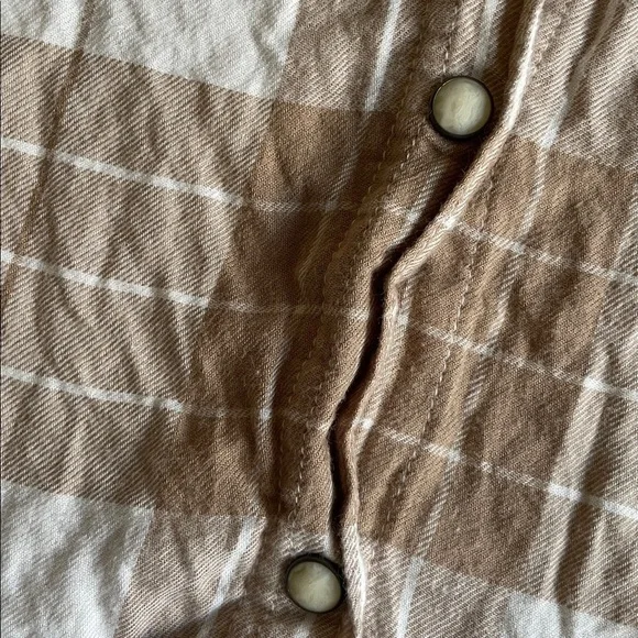 American Eagle Outfitters This Feels Seriously Lived In Fall Plaid Flannel - Picture 13 of 13